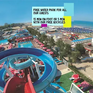 Hotel Giorg - Waterpark Included, Rimini