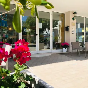 3* Отель Adria